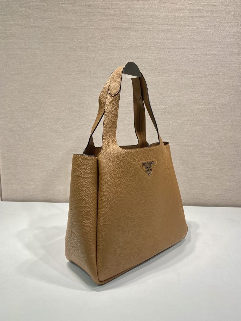 Pra*a bucket bags